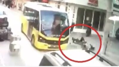 Bursa’da minibüsün çarptığı bisikletteki 2 arkadaştan biri öldü Bursa’da yola