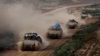 İsrail Gazze'ye Yardım Götüren Kamyonları Hedef Aldı Ve Ateş Açtı