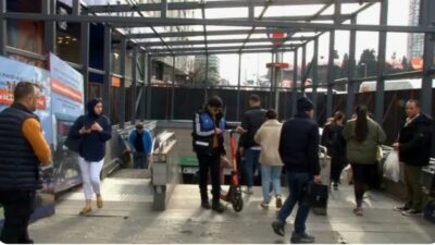 İstanbul'da Metro istasyonunda intihar eden gençten geriye kalan not yürek