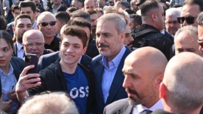 Ziyaretlerde bulunmak için Bursa'ya gelen Dışişleri Bakanı Hakan Fidan, Mudanya