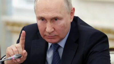 Rusya Devlet Başkanlığı seçimini, sandık çıkış anketine göre oyların yüzde