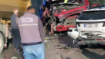 20 aracın karıştığı zincirleme trafik kazasında ağır yaralanan 26 yaşındaki