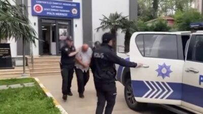 İstanbul Sarıyer'de, okul koridorunda kadın öğretmene yumruk atan veli A.Ç.