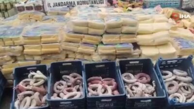 Ankara’nın Mamak ilçesinde jandarma ekipleri sahte gıda üretimi ve satışı