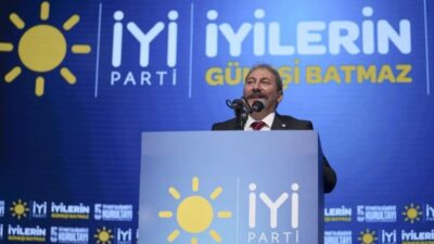 İYİ Parti 5. Olağanüstü Kurultayı'nda Göç Politikaları Başkanı Tolga Akalın