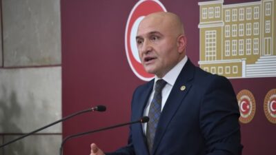 İYİ Parti Grup Başkanvekili Erhan Usta, görevinden istifa ettiğini "Başka