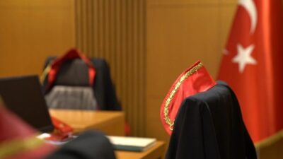 Ankara 1. Ağır Ceza Mahkemesi, avukatın duruşma sırasında mahkeme heyeti