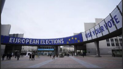 Avrupa Parlamentosu (AP) seçimlerinde Avusturya'nın ardından Fransa'da da aşırı sağ