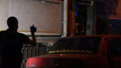 Konya'nın Meram ilçesinde park halindeki araçta bir genç kız göğsünden