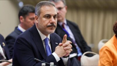 Dışişleri Bakanı Hakan Fidan, evrensel değerlerdeki erozyonu durdurmak için somut