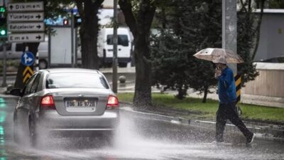 Başkentte sağanak ve dolu nedeniyle bazı cadde ve sokaklarda su