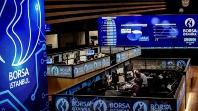 Borsa İstanbul'da BIST 100 endeksi, günü 10.739,94 puandan yükselişle tamamladı.