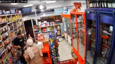 İstanbul Fatih'te parkta oynadıkları esnada bir çocuk ile kavga eden