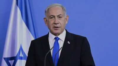 Aralarında eski ulusal güvenlik yetkilileri, akademisyenler ve iş adamları bulunan