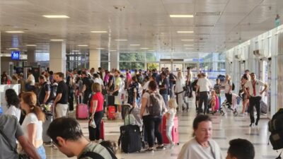 Ulaştırma ve Altyapı Bakanı Abdulkadir Uraloğlu, Antalya Havalimanı'nda 22 Haziran