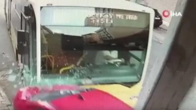 İstanbul'da İETT otobüsü dehşet saçtı. Direksiyon başında uyuduğu iddia edilen