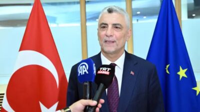 Ticaret Bakanı Ömer Bolat, Brüksel'deki AB Komisyonu binasında düzenlenen kritik