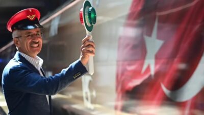 Bakan Abdulkadir Uraloğlu, "Trenimiz Ankara-Eskişehir-İstanbul ve İstanbul-Konya-İstanbul arasında 2 ay