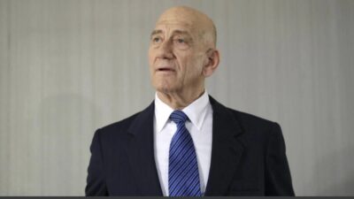 Eski İsrail Başbakanı Ehud Olmert, Batı Şeria'da Filistinlilere karşı işlenen