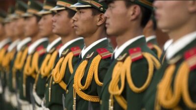 Çin Devlet Başkanı Şi Cinpin, ülkenin silahlı kuvvetlerini yolsuzluktan arındırmak