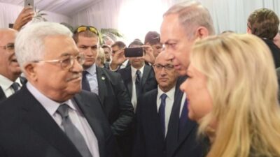 İsrail Başbakanı katil Şimon Peres'in cenazesine katılan Filistin Devlet Başkanı