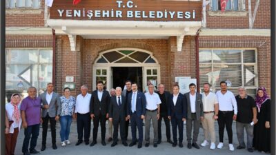 Bursa Büyükşehir Belediye Başkanı Mustafa Bozbey’in sorunları yerinde tespit edip