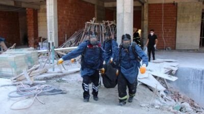 Amasya'da inşaattan kötü koku gelmesi üzerine harekete geçen ekipler havalandırma
