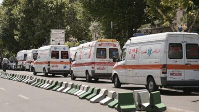 Irak'taki Erbain törenlerine katılmak için yola çıkan Pakistanlıların bulunduğu otobüsün