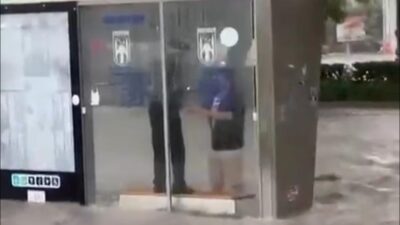 Ankara'da sağanak yaşamı olumsuz etkiledi. Yağış nedeniyle alt geçitler, çok