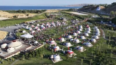 953 yıl önce bugün Malazgirt Zaferi ile Anadolu'nun kapıları Türklere