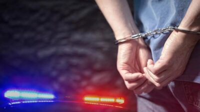 Bursa'nın İznik ilçesinde çeşitli suçlardan aranan ve hakkında 13,5 yıl