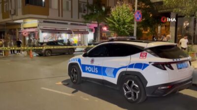 İstanbul'un Bayrampaşa ilçesinde bir iş yerinin önünde yaşanan silahlı çatışmada