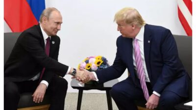 Eski ABD Başkanı ve 5 Kasım'da yapılacak başkanlık seçiminde Cumhuriyetçilerin