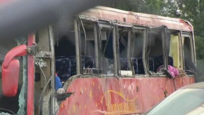 ABD'nin Mississippi eyaletinde seyir halindeki 47 kişilik yolcu otobüsünün yoldan