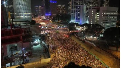 İsrail'in pek çok yerinde Gazze Şeridi'ndeki Filistinli gruplarla esir takası