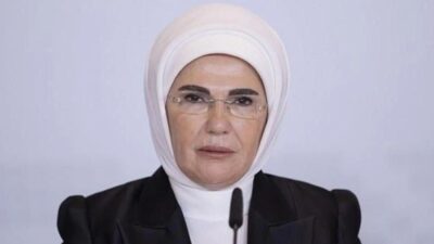 Emine Erdoğan, "Küçük yavrumuzun vefatı yüreğimizi dağladı. Narin’i hayattan koparan