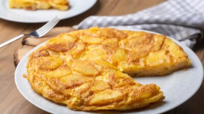 Kahvaltıda krepten, pankekten bıkanlara farklı bir kahvaltılık önerisiyle geldik. Nefis