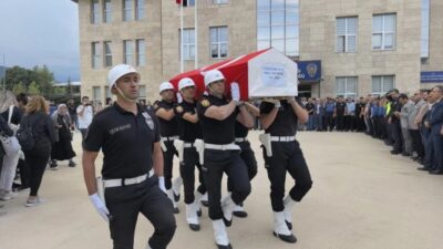 İnegöl'de, yakalandığı kansere yenik düşen emekli polis Aydın Eryaşar için