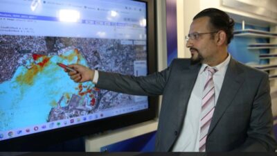 Manisa Celal Bayar ve Yıldız Teknik Üniversitelerinden akademisyenler, İzmir Körfezi'ndeki