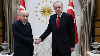 Başkan Erdoğan, MHP Genel Başkanı Bahçeli ile Cumhurbaşkanlığı Külliyesi'nde bir