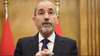 Ürdün Dışişleri Bakanı Eymen es-Safedi, telefonda Japon mevkidaşı Takeshi Iwaya