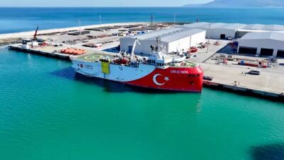 Oruç Reis Araştırma Gemisi İstanbul Boğazı'ndan geçti. Peki Somali rotası