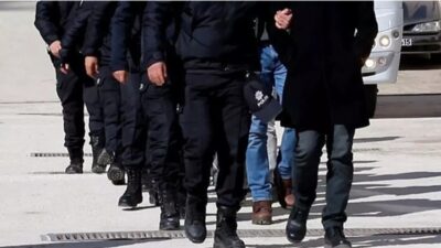 Osmaniye ve Hatay'da düzenlenen operasyonda, Fetullahçı Terör Örgütü'ne (FETÖ) üye