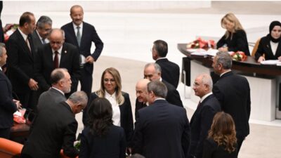 Biz, gelişigüzel, keyfe keder, can sıkıntısından, anlık dürtülerle, dümenden ve