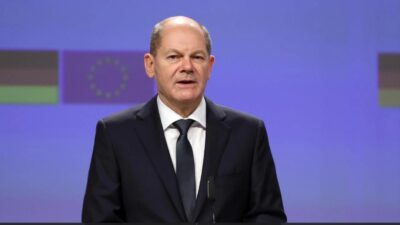 Almanya Başbakanı Olaf Scholz, İsrail'e silah sağlamaya devam edeceklerini söyledi.