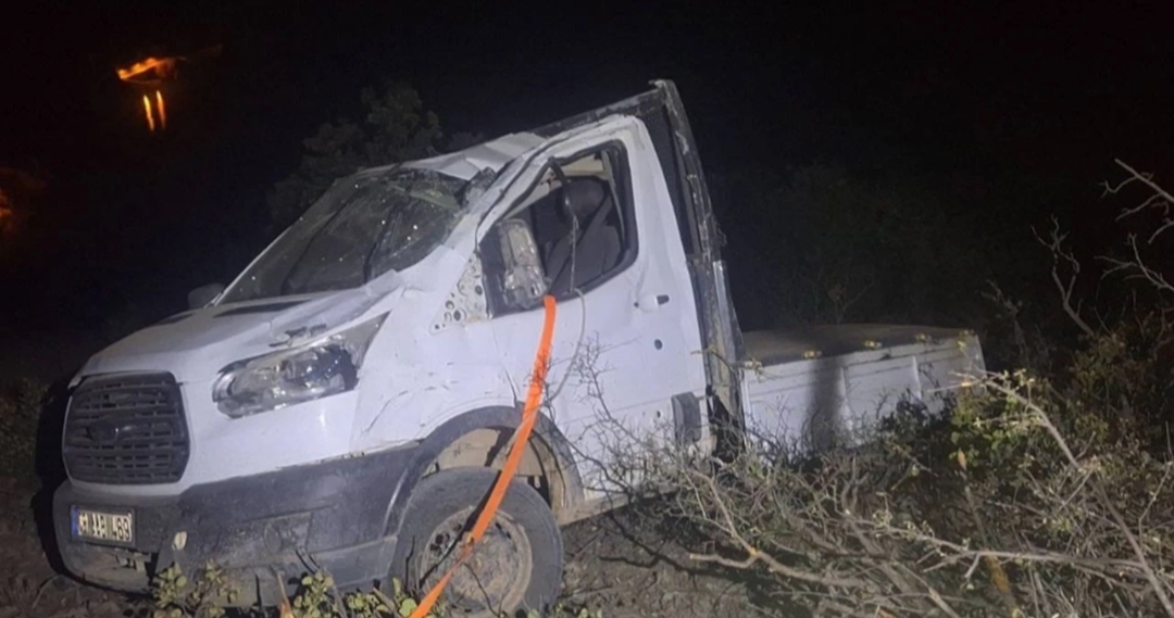 Artvin'in Yusufeli ilçesinde meydana gelen trafik kazasında 2 kişi yaşamını