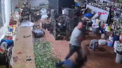 Antalya'da Kıvanç Şensöz'ün attığı tek yumrukla komaya soktuğu çiçekçi Eşref