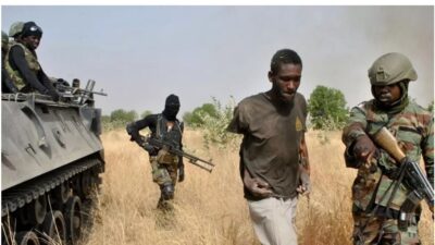 Nijerya ordusu, terör örgütleri Boko Haram ve DEAŞ'ın Batı Afrika