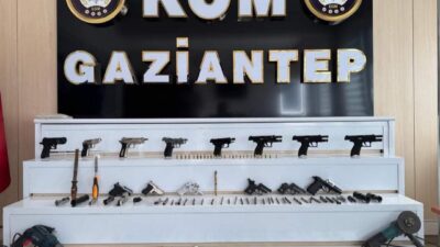 Gaziantep İl Emniyet Müdürlüğü silah kaçakçılığı yapan kişilere operasyon düzenledi.