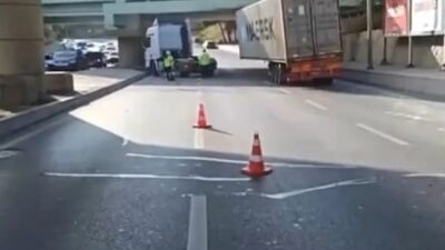 Bakırköy'de aynı üst geçitte meydana gelen kazalara bir yenisi daha